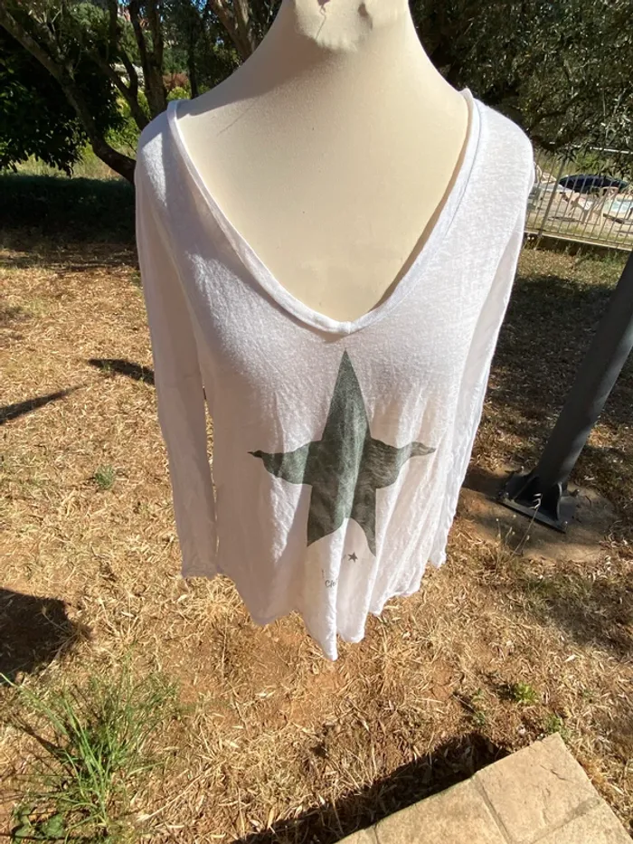 Joli haut en lin, Chantal B avec étoile