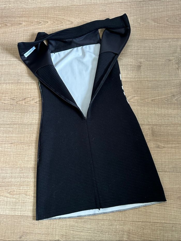 Robe noire et imprimée sans manches Rinascimento taille S bon état - photo numéro 8