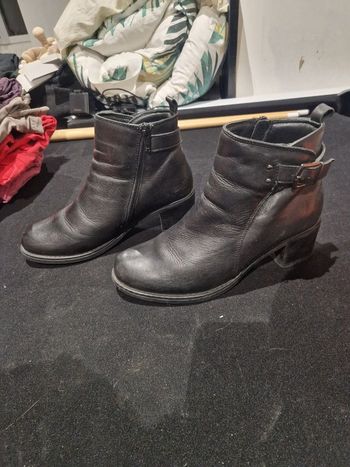 Bottines en cuir 38