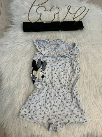 Très belle combishort minnie 🥰Disney taille 4 ans