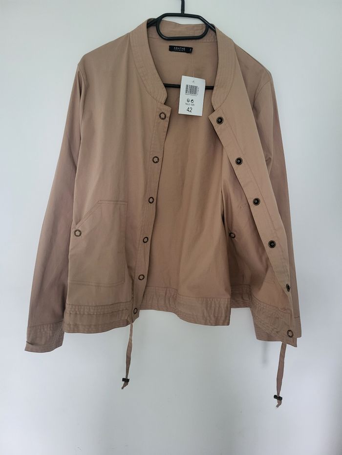 Veste neuve - photo numéro 2