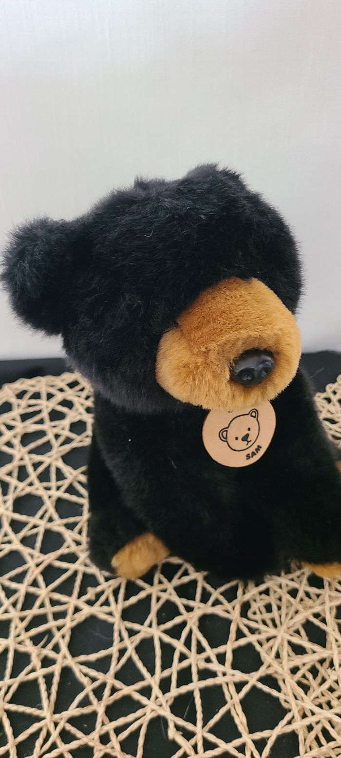 Peluche Sam ours noir 22 cm, PIA International Soft Toys - photo numéro 5