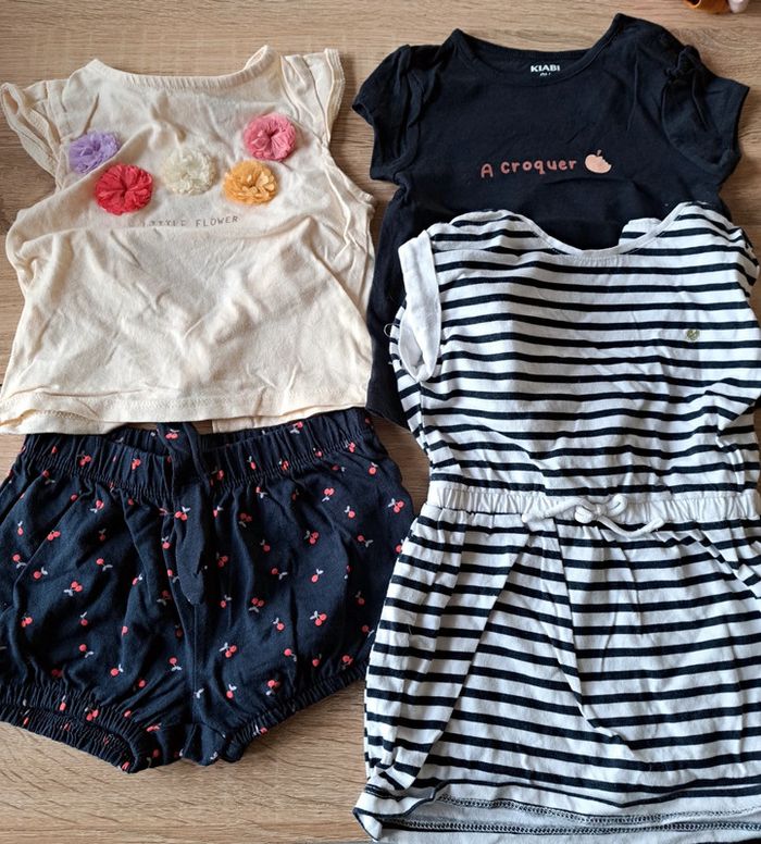 Lot de 4 pièces 9 mois