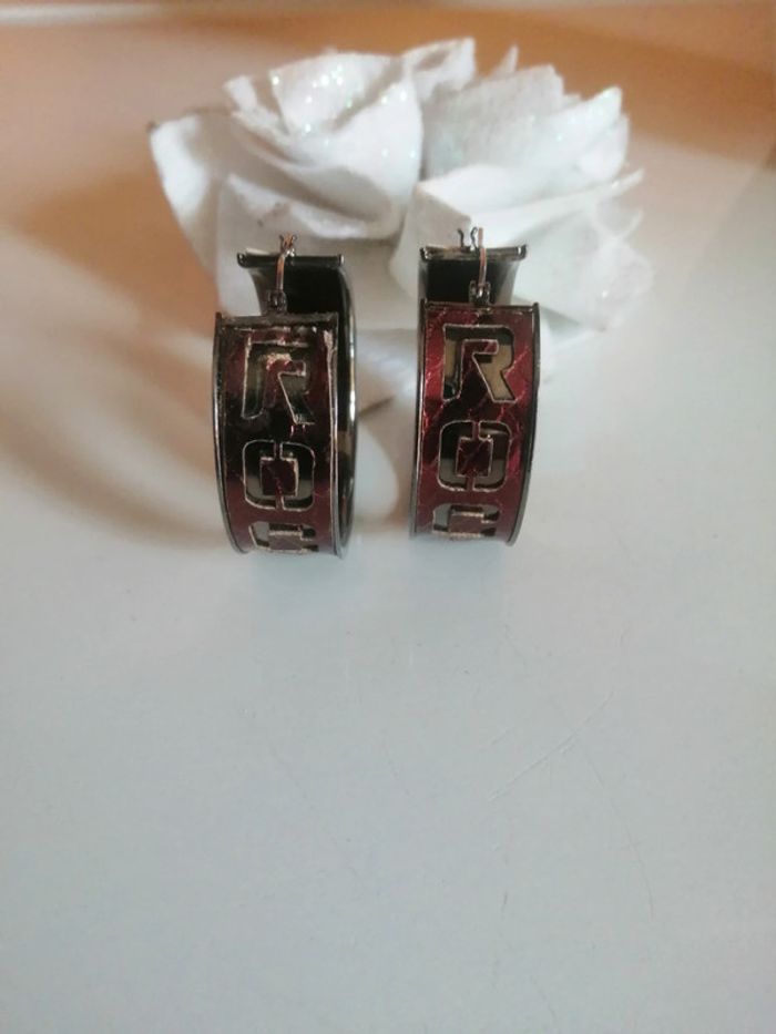 🌸Créoles noires à reflets Bordeaux "Tendance acier" Neuves 🌸