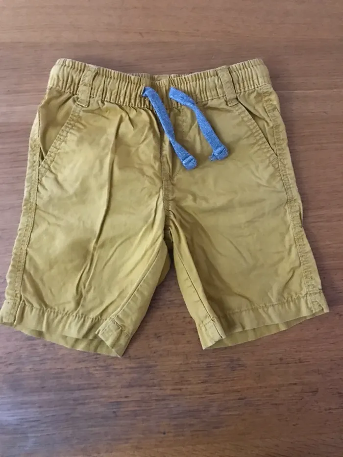 Lot 4 shorts 3 ans - photo numéro 8