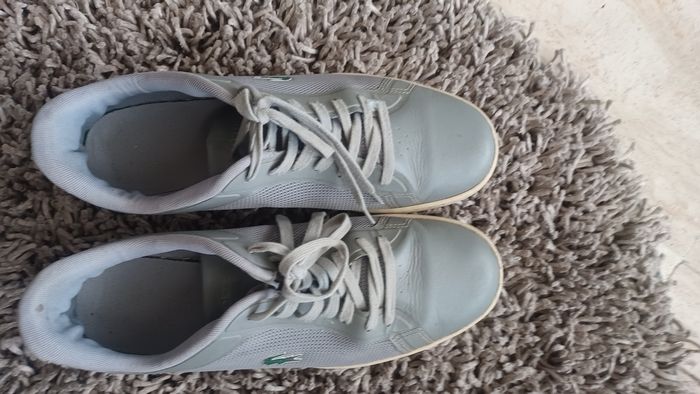 Chaussure lacoste homme 43 très bon état grise - photo numéro 2