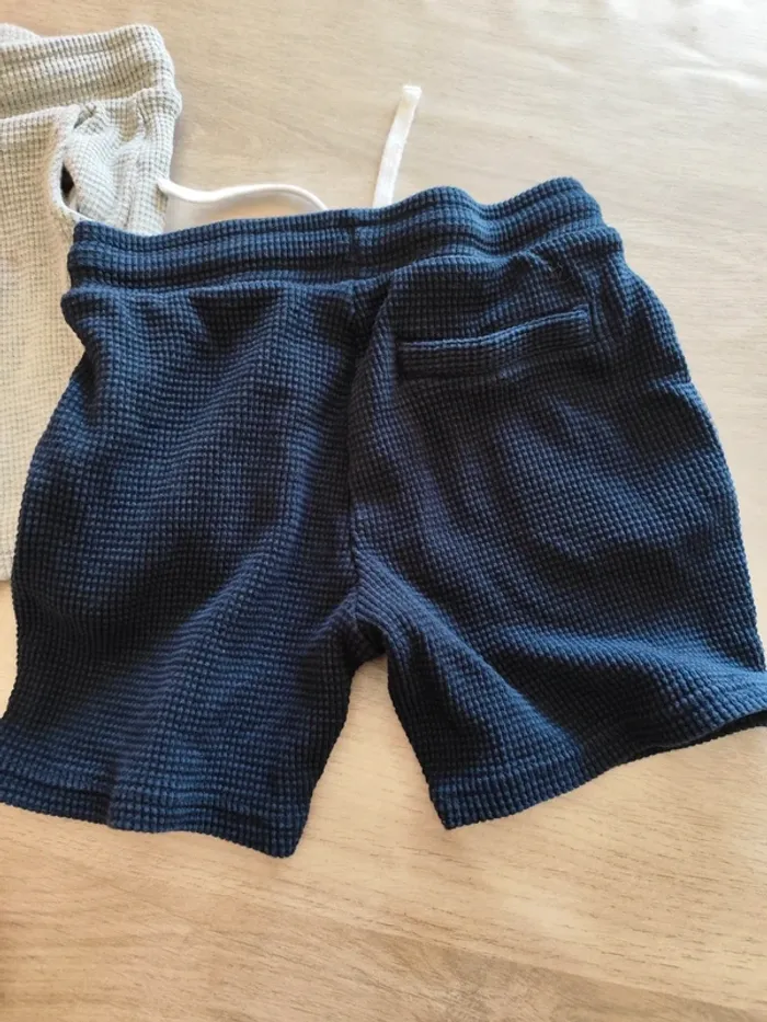 Lot de 2 shorts bleu marine et gris clair - photo numéro 3