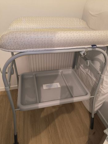 Combi bain et change 