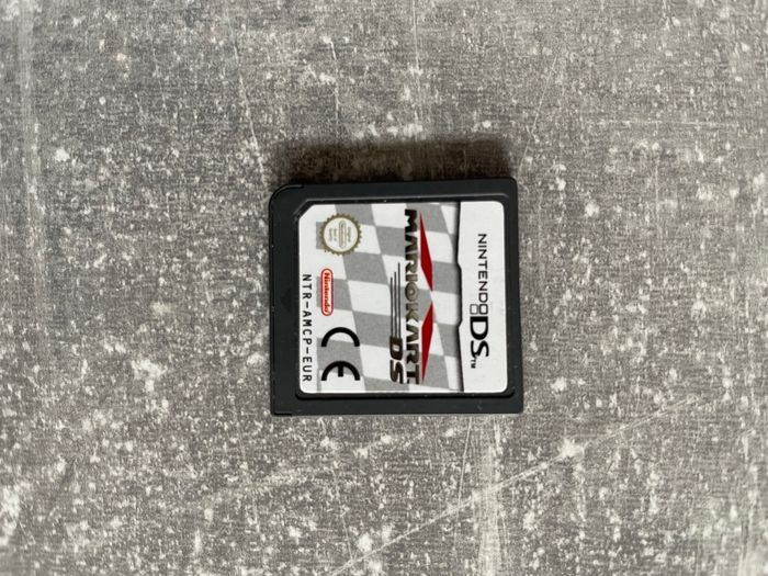 Jeu pour Nintendo DS en loose, Mario kart DS en français.