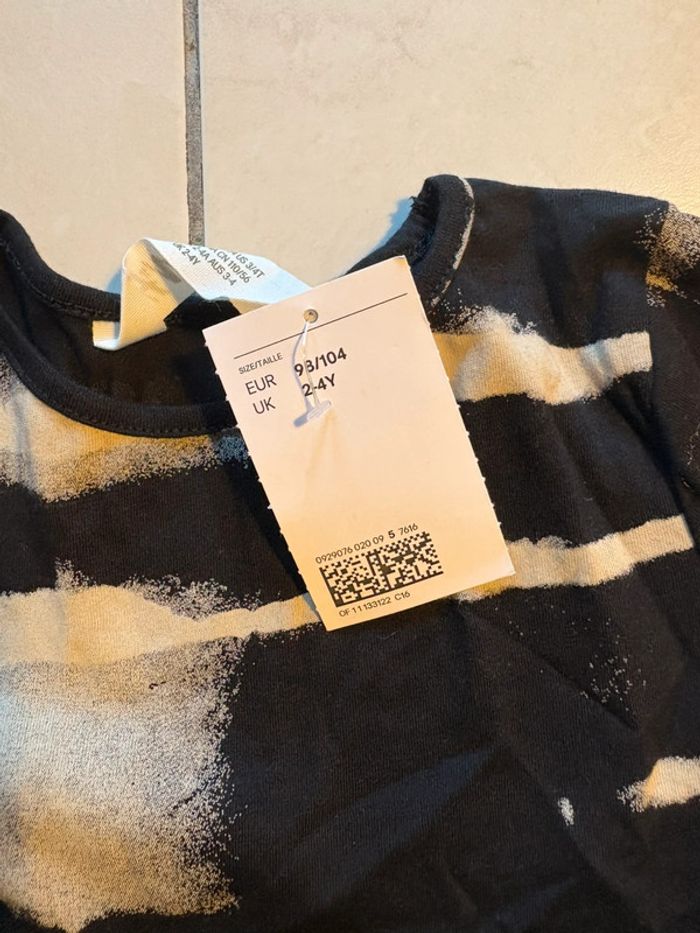 Robe H&M noire - photo numéro 2