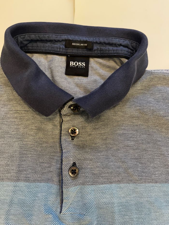 Polo manches courtes hugo boss gris et bleu taille  S - photo numéro 2