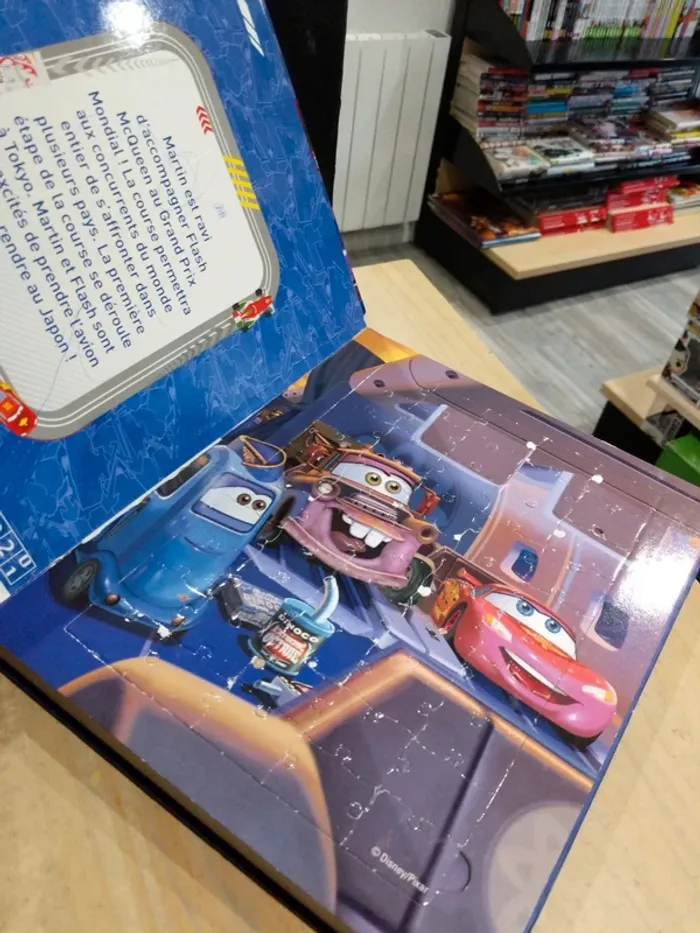 Mon livre Puzzle avec 50 pièces - Disney Cars 2 - photo numéro 2