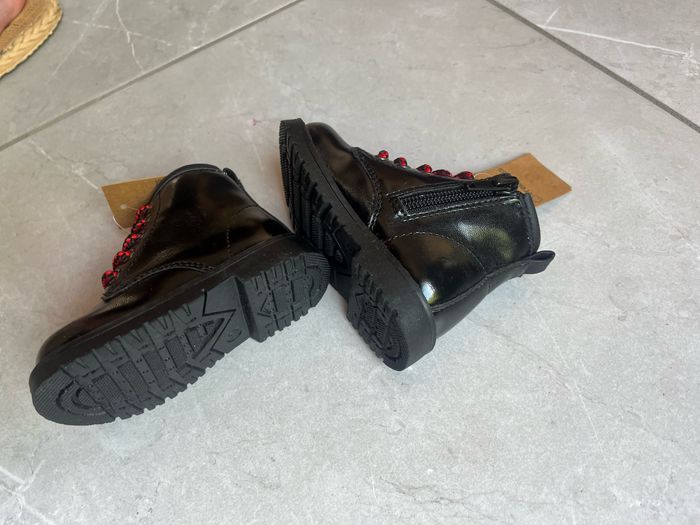 Chaussure - photo numéro 3