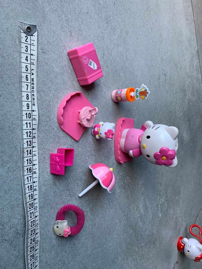 Lot hello kitty maman et fille valise parasol fleur élastique cheveux