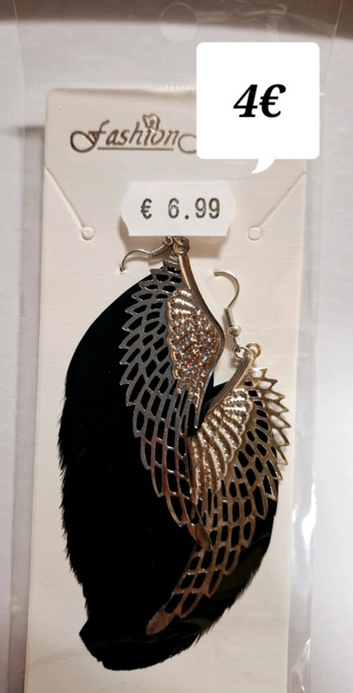 Boucle d'oreille plume - photo numéro 2