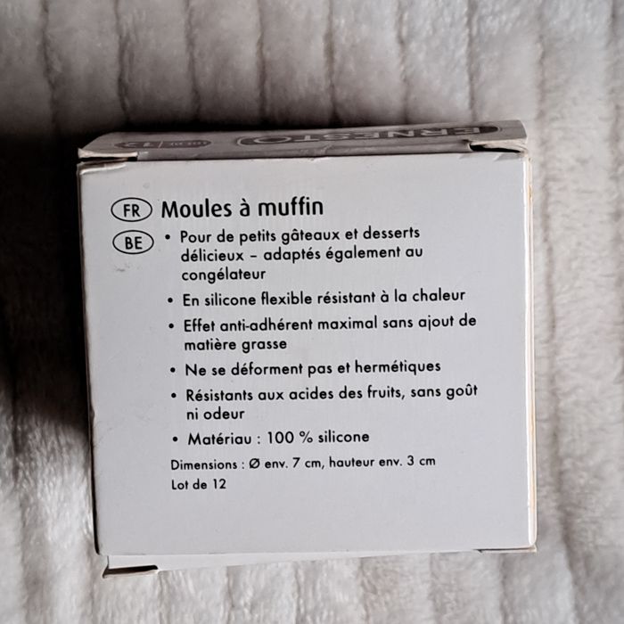 Lot de 12 Moules à muffins - photo numéro 3