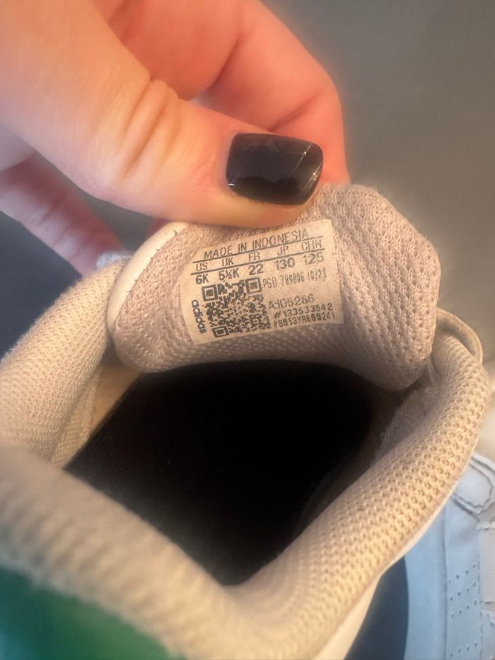 Baskets Adidas Stan Smith – Taille 22 - photo numéro 5