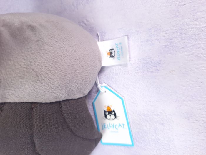 peluche Jellycat retired Wrapabat Brown BAT3BEN Halloween collection - photo numéro 5