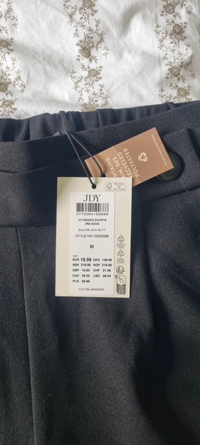 Short fluide JDY neuf - photo numéro 2