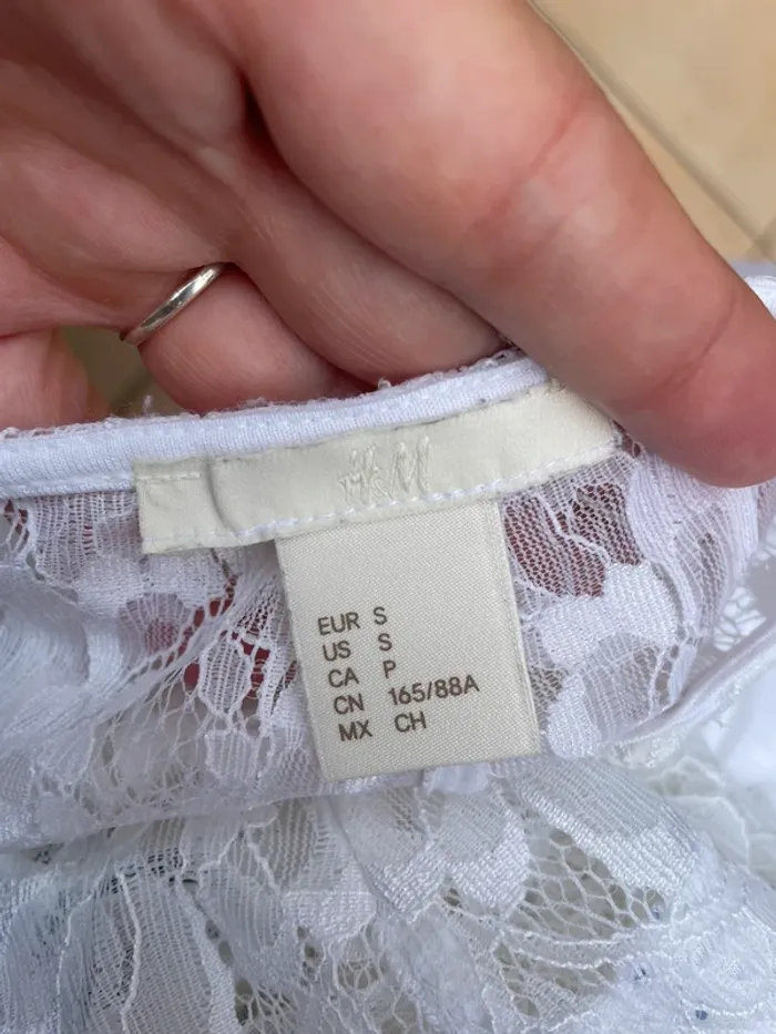 Teeshirt blanc dentelle - photo numéro 4
