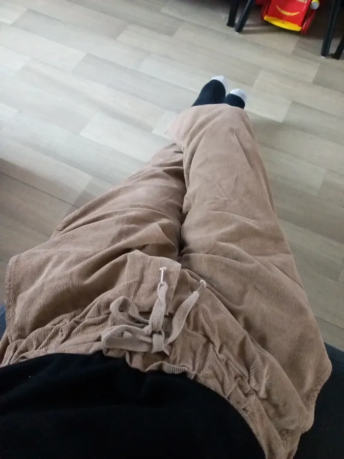 Pantalon en velours L/XL - photo numéro 8