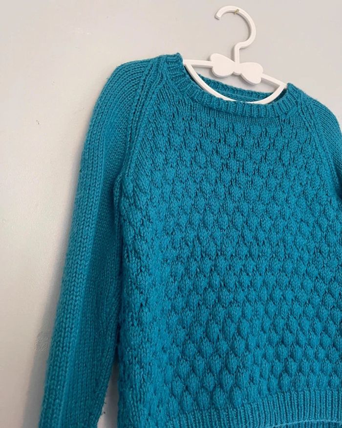 Pull bleu canard en mailles torsadées 3 ans - Créatrice ( fait main ) - photo numéro 2