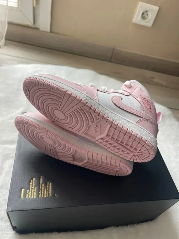 Basket Jordan 1 - photo numéro 5
