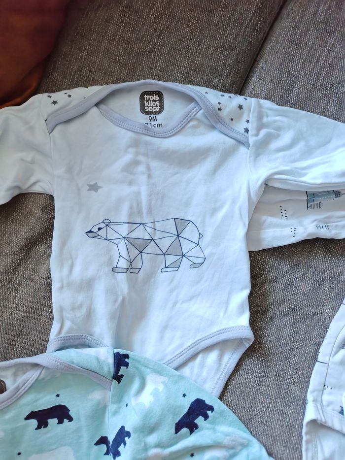 Lot bodies bébé garçon 6 mois hiver - photo numéro 3