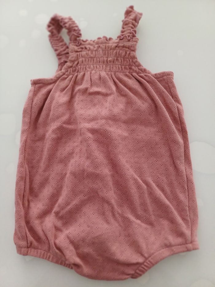 Combishort neuve taille 9 mois - photo numéro 5