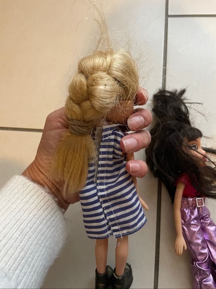 Lot poupée bratz - photo numéro 5