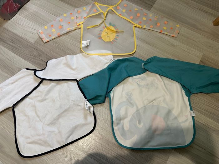 3 grands bavoirs plastifiés - photo numéro 5