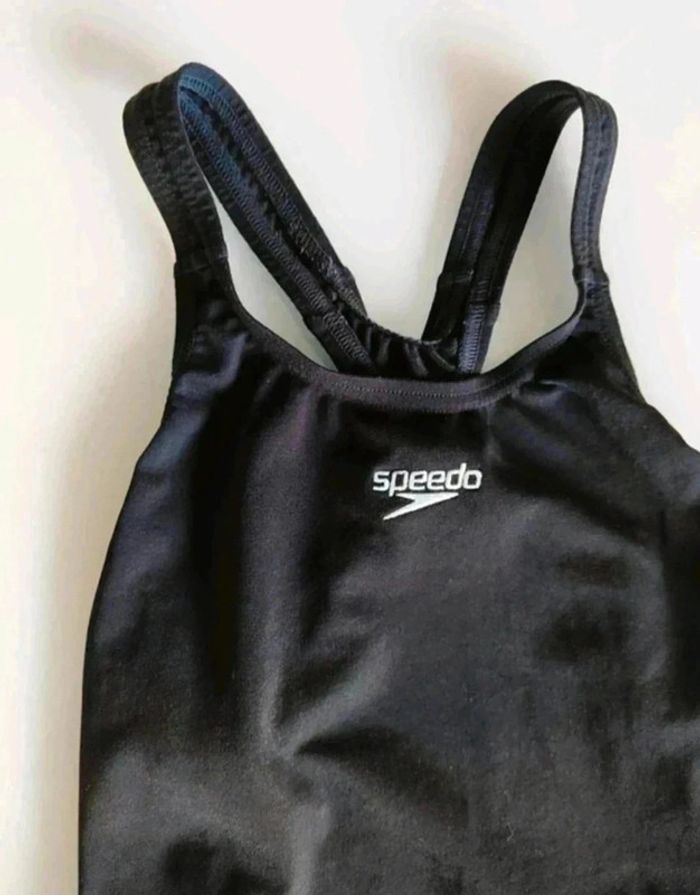 10 € Maillot de bain 1 pièce Speedo10 ans - photo numéro 3