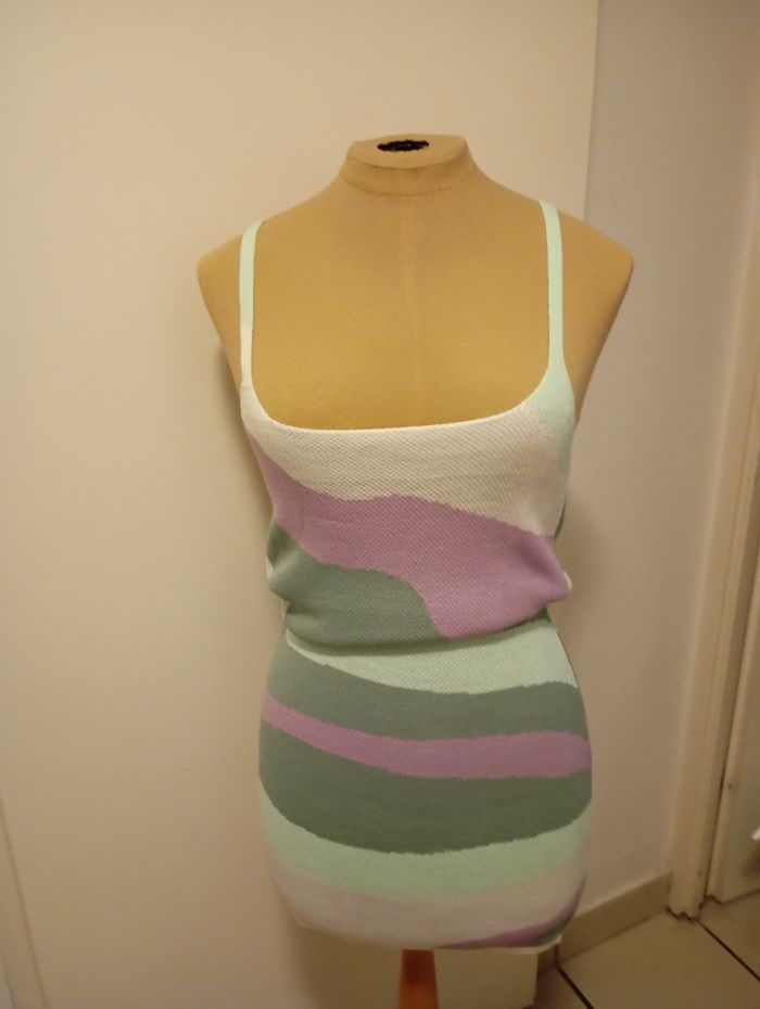 Robe en laine débardeur taille M