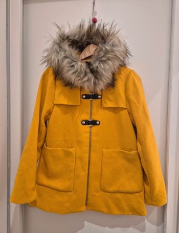 Duffle-coat jaune moutarde