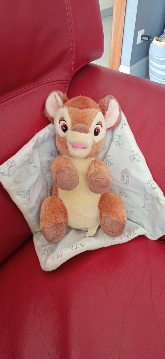 Doudou peluche Disney Bambi avec couverture comme neuf - photo numéro 2