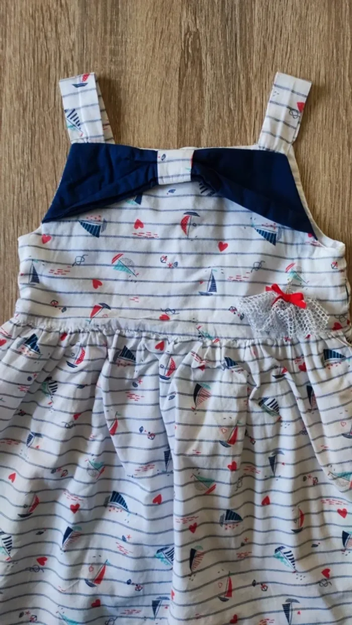 robe taille 4 ans - photo numéro 2