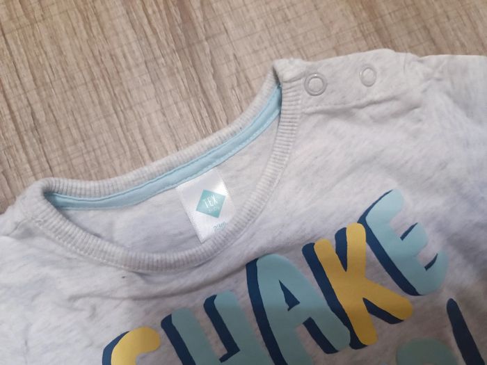 T shirt manches longues 23 mois - photo numéro 3