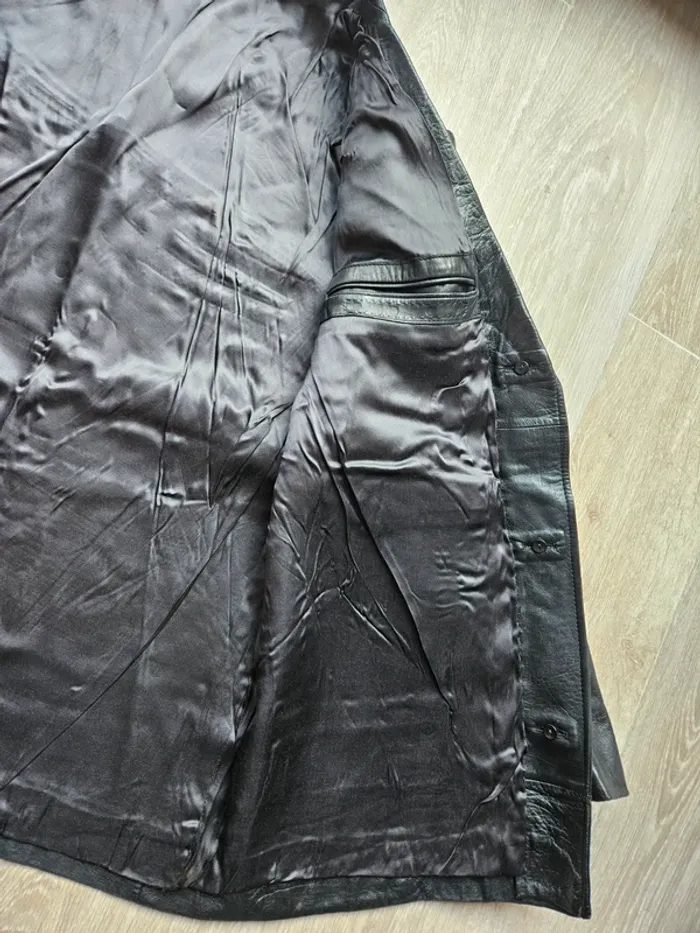 Manteau cuir noir - photo numéro 3