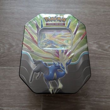 Boîte en métal Pokémon Pokébox Légendes Azur Xerneas EX NEUVE
