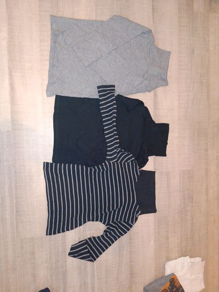 Lot de tee-shirts manches longues cols roulés 6 ans - photo numéro 5