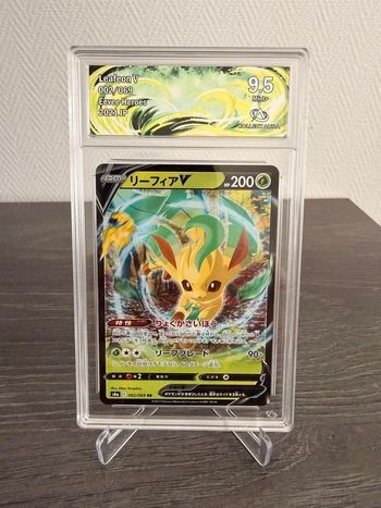 Phyllali V (Leafeon) JP – Carte Pokémon gradée Collect Aura 9.5 – Eevee Heroes S6A 002/069