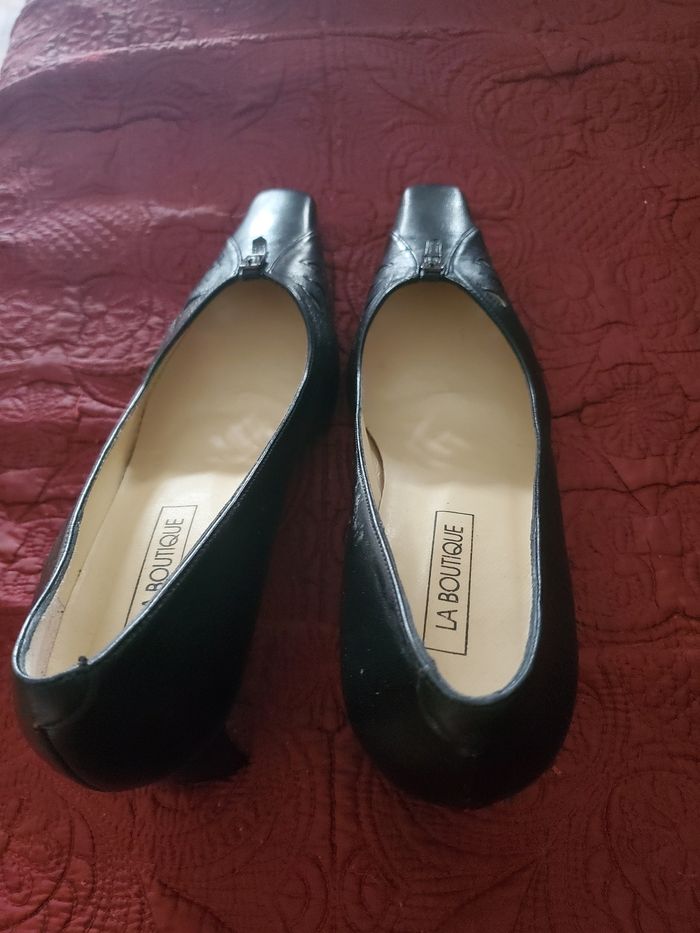 Chaussures neuves - photo numéro 2