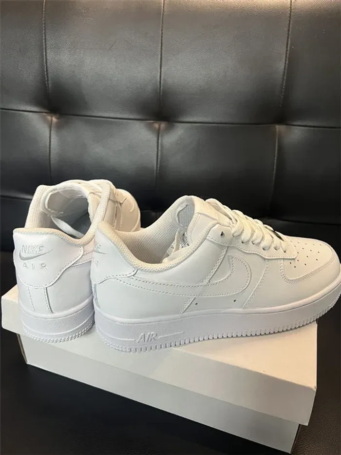 Nike Air Force 1 taille 38 - photo numéro 5