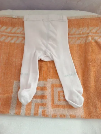 🚼collant bébé Obaibi 3mois pointure 12/14