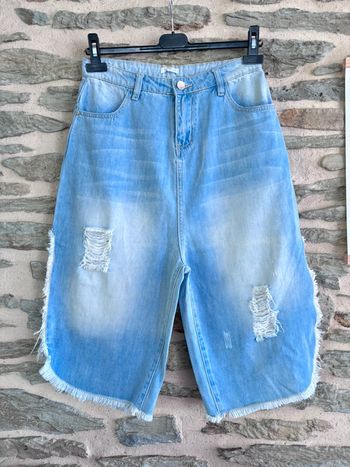 Short taille 42 marque fun&fun neuf