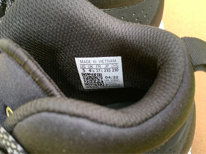 Chaussures de sport 37 1/3 Addidas - photo numéro 6