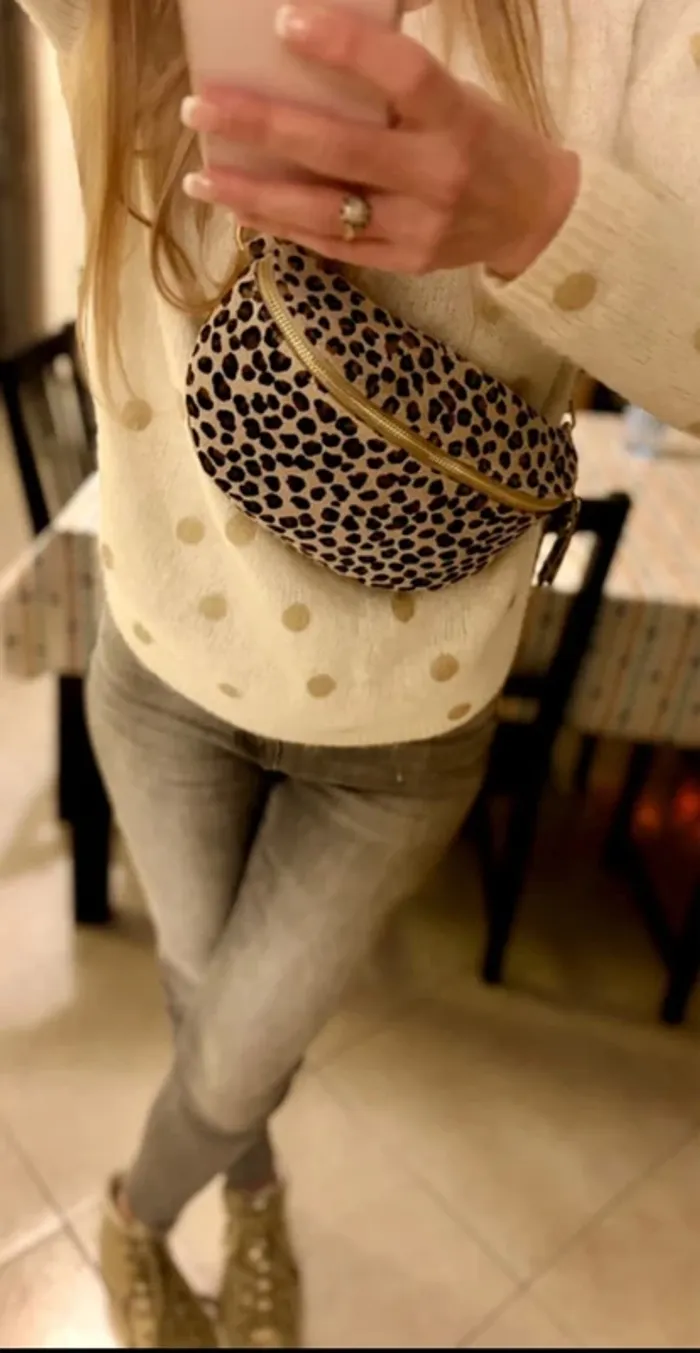 Sac banane cuir beige et léopard - photo numéro 10