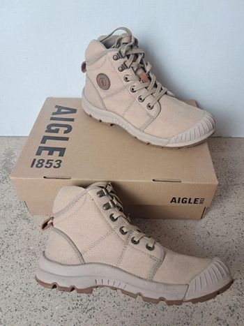 Aigle chaissures de marche P.38 en tbe
