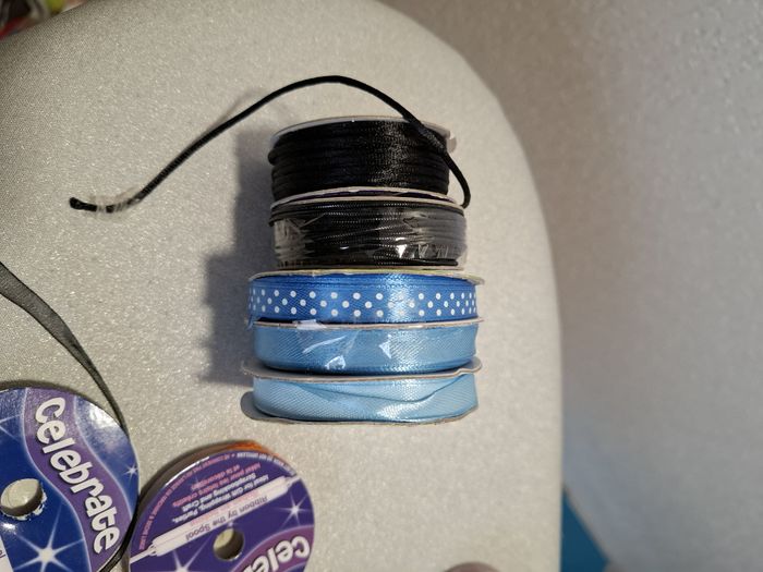 Gros lot de rubans divers neufs/occasion tissu, satin, dentelle pour couture, scrap, carterie - photo numéro 2