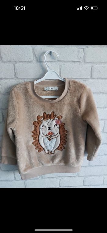 Pull C&A taille 4 ans